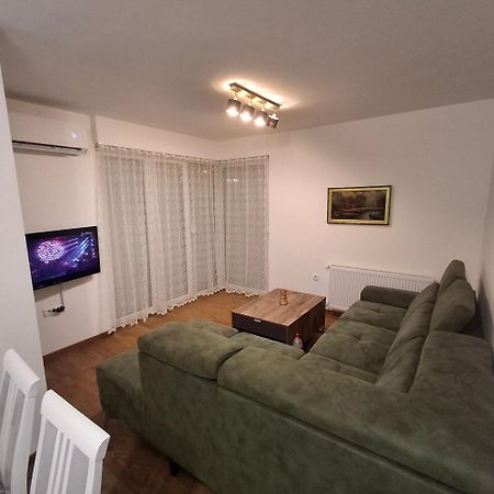 Užice Apartman Studio Dado מראה חיצוני תמונה